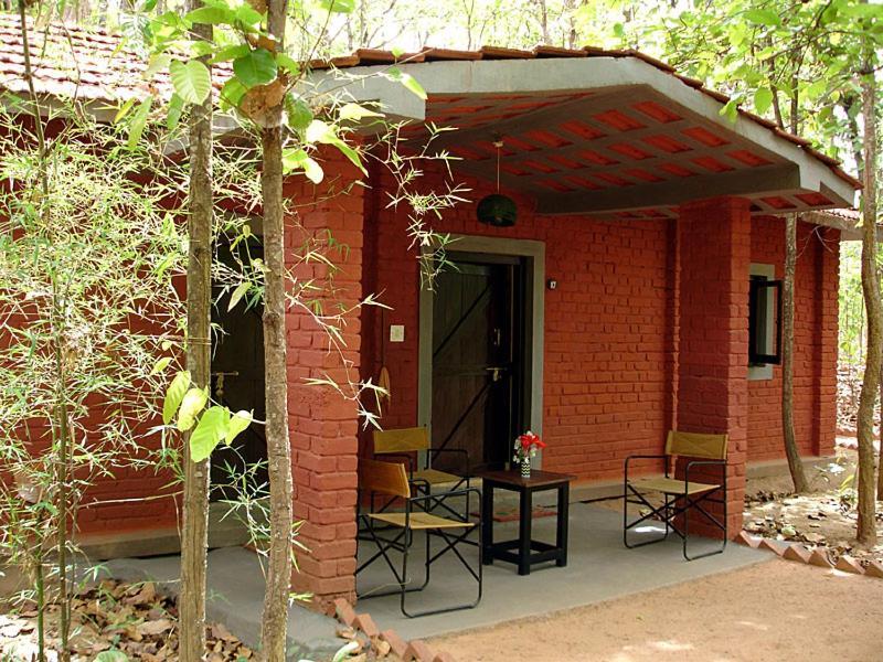 Kanha Jungle Lodge Dhanwār Exterior foto